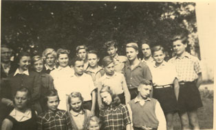 Německé děti v Kamenici, 1946.